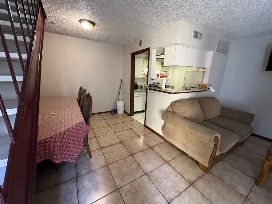 7152 Fair Oaks Avenue #1032, Dallas, TX 75231 - #3