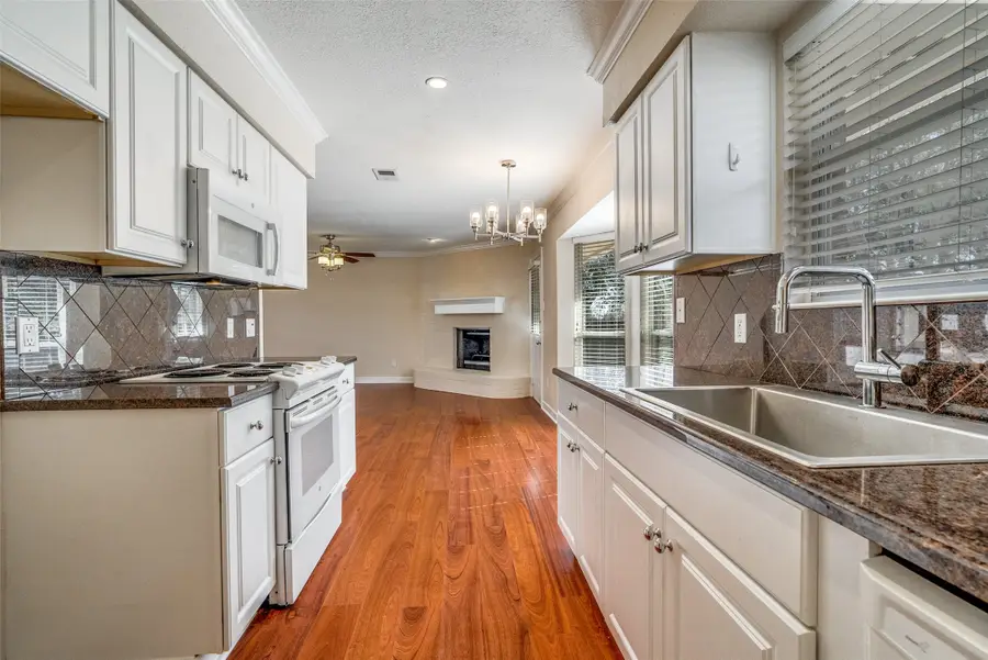 2713 Ridge Road N, Fort Worth, TX 76133 - #2