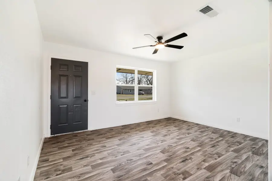 202 Circle Drive, Bogata, TX 75417 - #3