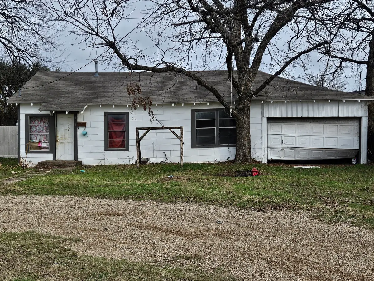 123 Virginia Street, Irving, TX 75061 - #1