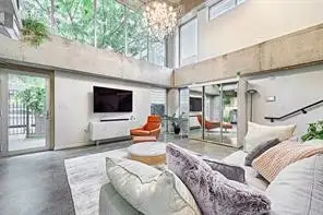 1001 Belleview Street #104, Dallas, TX 75215