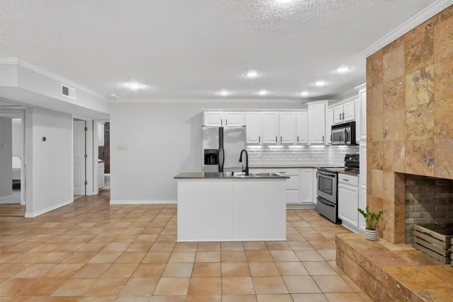 5930 Birchbrook Drive #204, Dallas, TX 75206 - #2