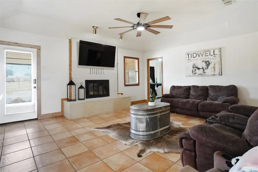 522 S Caddo Street, Lipan, TX 76462 - #3