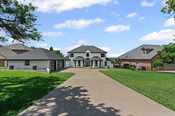 105 Lakeside Drive, Malakoff, TX 75148