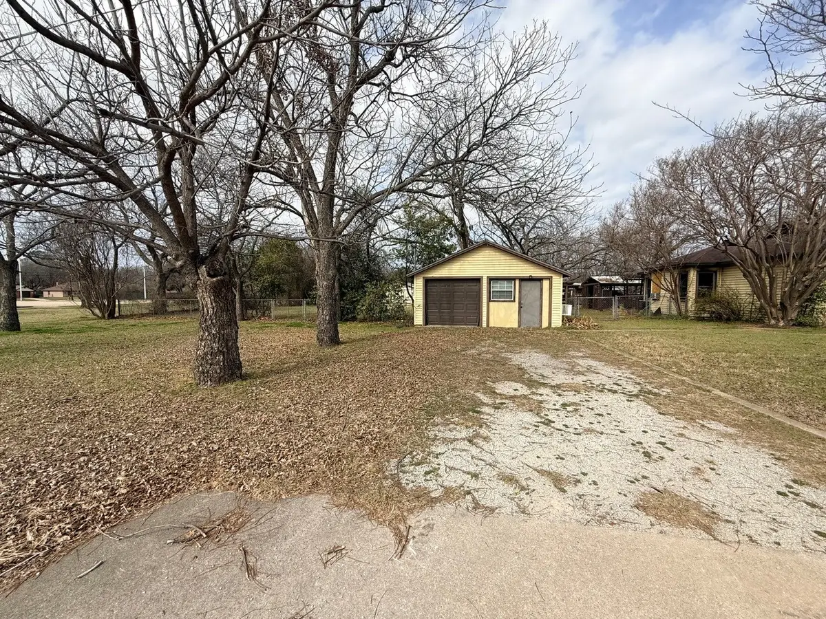 1302 Lindsey Street, Denton, TX 76205 - #1