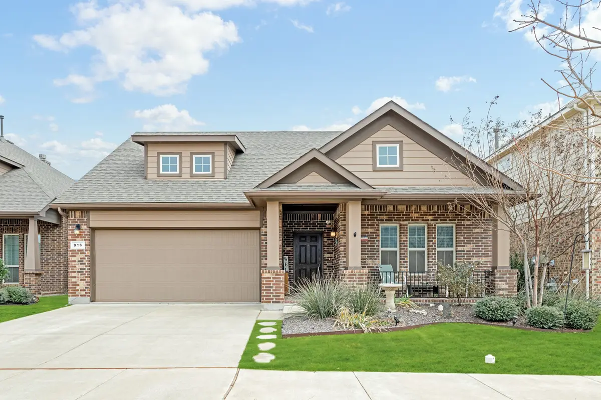 916 Falcon Road, Argyle, TX 76226 - #1