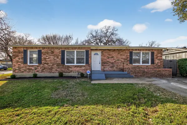 701 Harrison Lane, Hurst, TX 76053