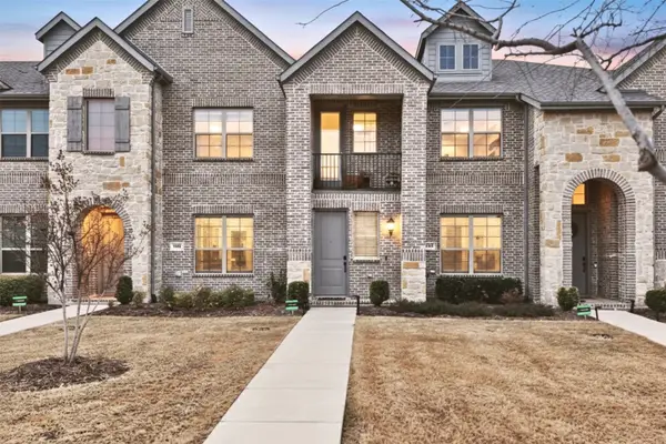 682 Claire Lane, Lewisville, TX 75067
