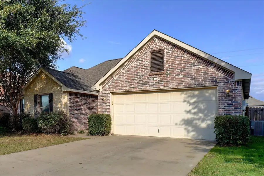 222 Windmill Drive, Justin, TX 76247 - #2