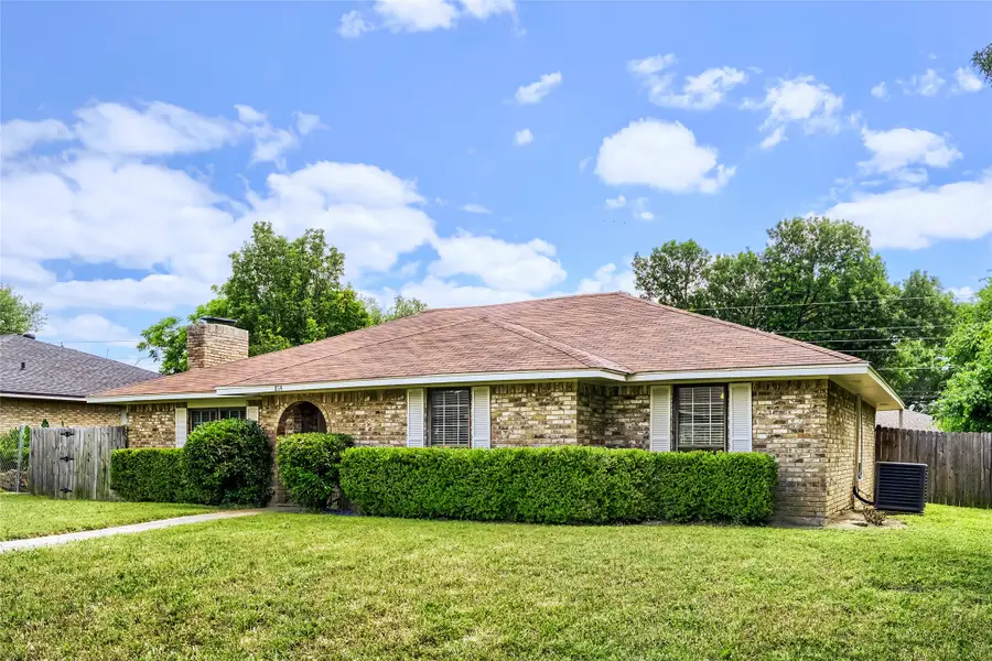 814 Oakbluff Drive, Lancaster, TX 75146 - #2