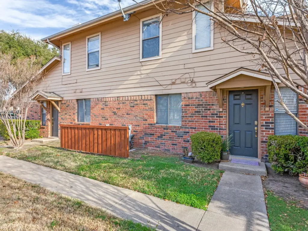 5618 Cedar Creek Drive #5, Benbrook, TX 76109 - #1