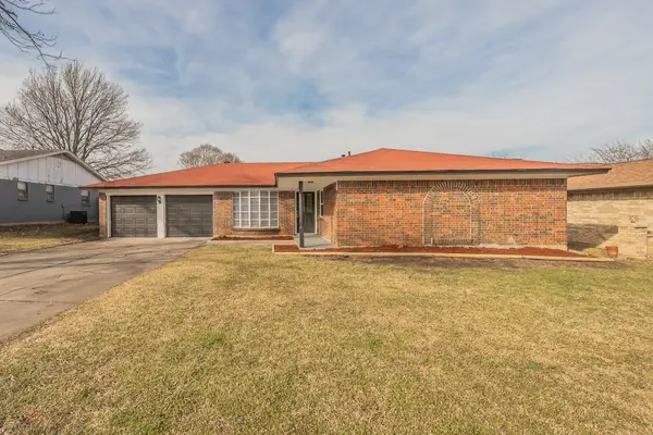 1921 Guinevere Street, Arlington, TX 76014