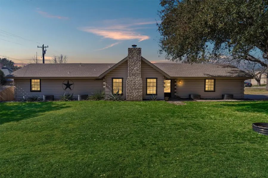 6325 Circo Drive, Granbury, TX 76049 - #3