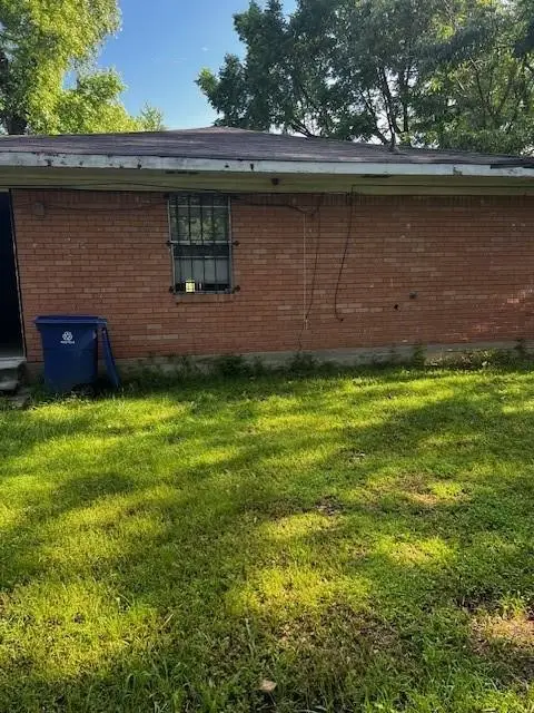 1827 Hickory Street, Shreveport, LA 71108 - #2