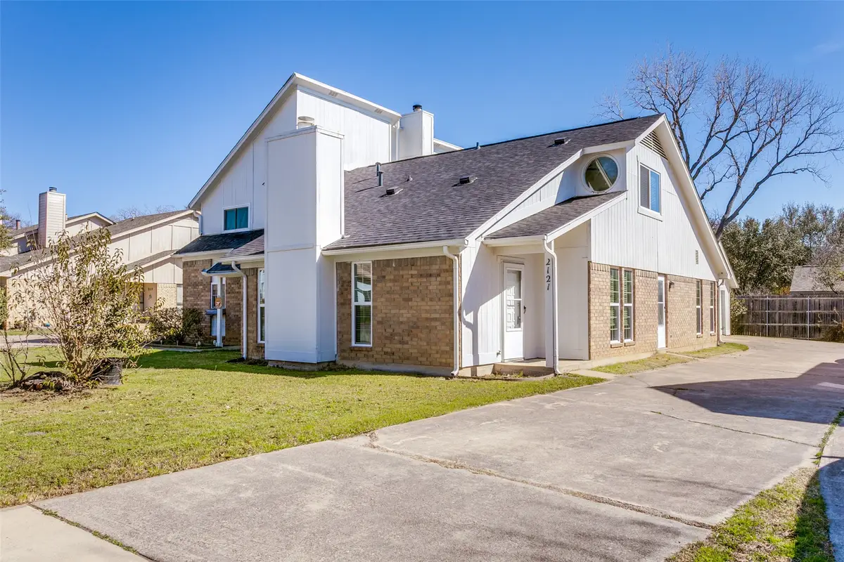 2121 Stone Moss Lane, Grapevine, TX 76051 - #1