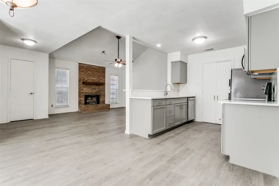 2121 Stone Moss Lane, Grapevine, TX 76051 - #2