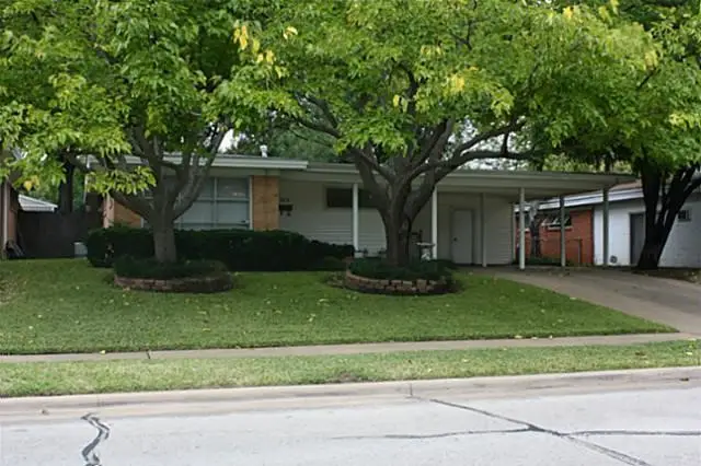 1815 John Smith Drive, Irving, TX 75061 - #1