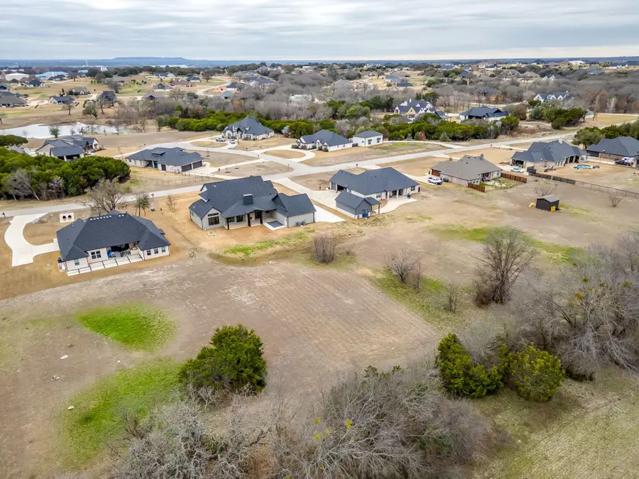 456 Acorn Trail, Granbury, TX 76049 - #2