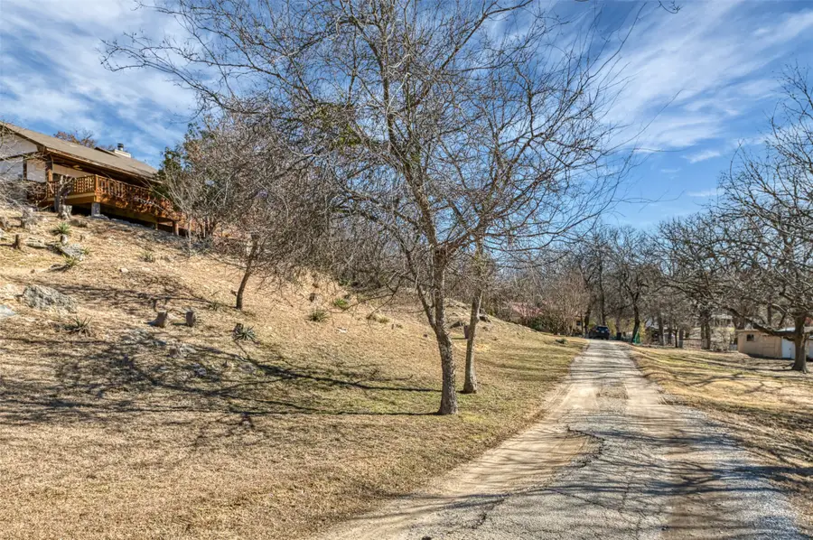 920 E Lake Drive, Weatherford, TX 76087 - #3