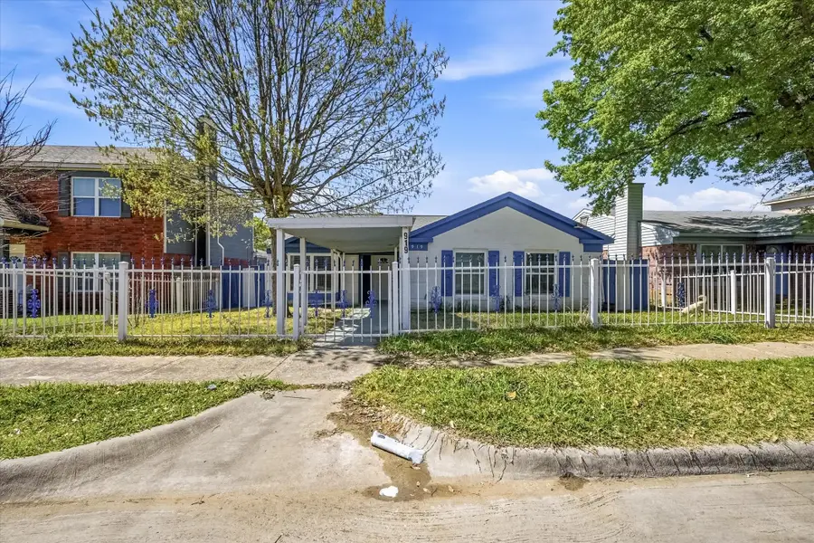 919 Brae Loch Drive, Dallas, TX 75217 - #2