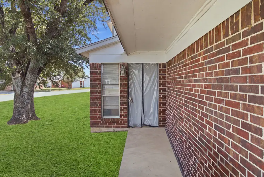 1537 Coral Cut Off, Pelican Bay, TX 76020 - #3