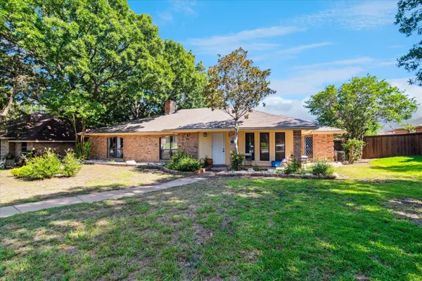 1214 Fawn Ridge Drive, Duncanville, TX 75137