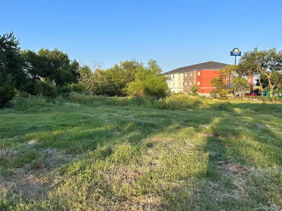 1330 Jefferson Street E, Sulphur Springs, TX 75482 - #3