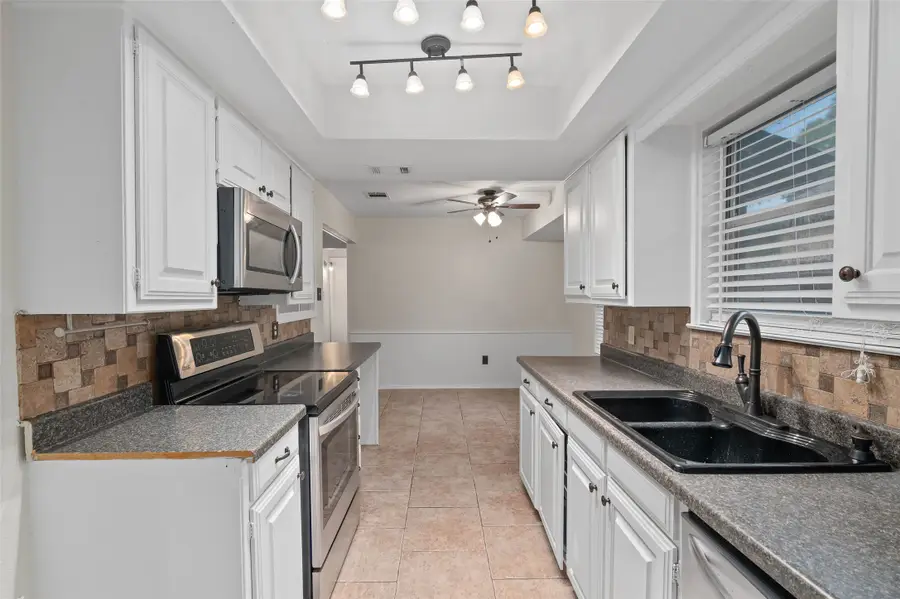 1304 Bradley Court, Cleburne, TX 76033 - #2