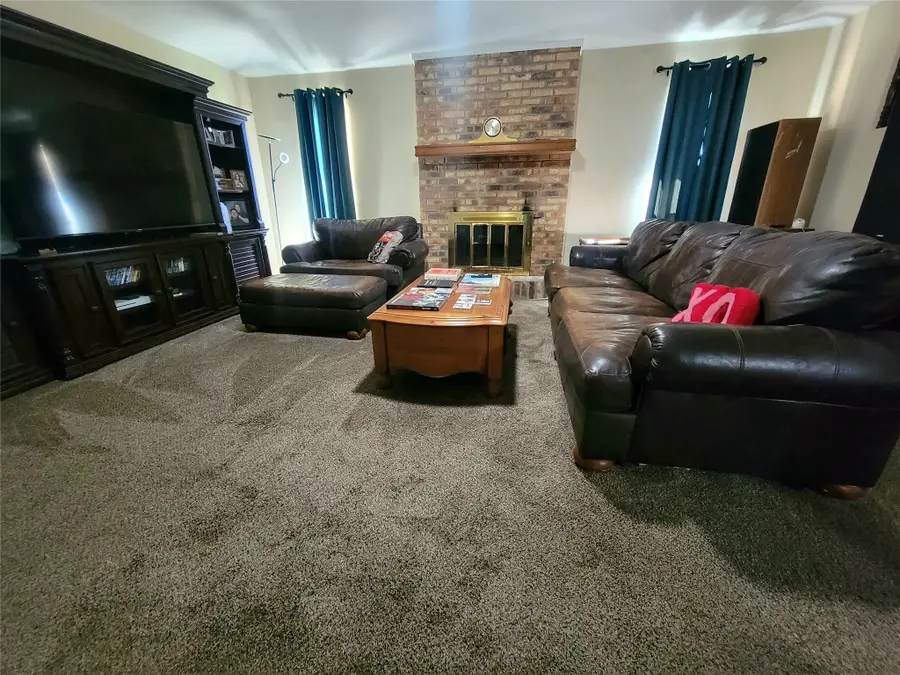 603 W 12th Street, Clarksville, TX 75426 - #3