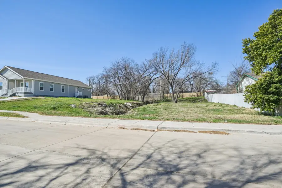 2016 Belzise Terrace, Fort Worth, TX 76104 - #3