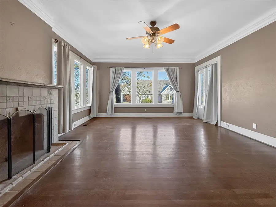 2601 S University Drive, Fort Worth, TX 76109 - #2