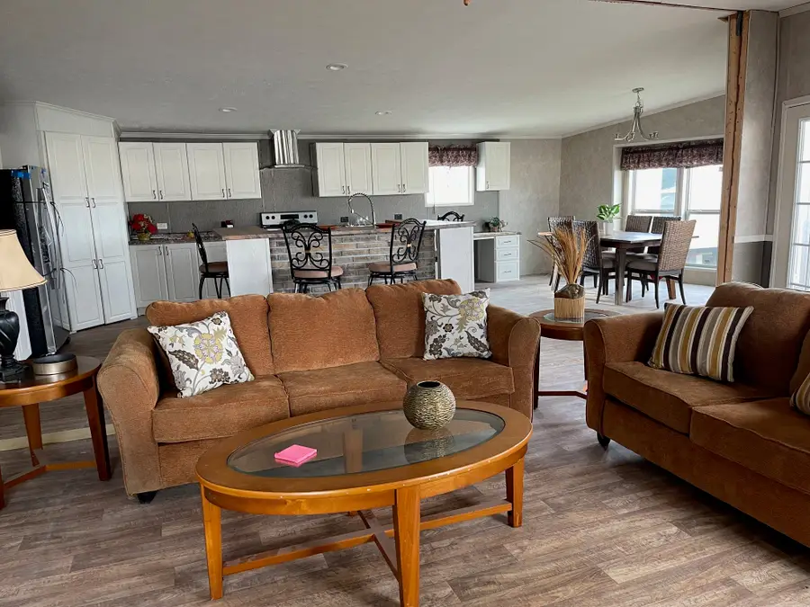 201 Farmhouse Road, Springtown, TX 76082 - #3