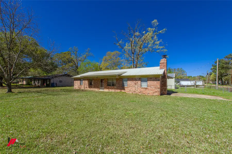 1120 Pine Street, Waskom, TX 75692 - #2