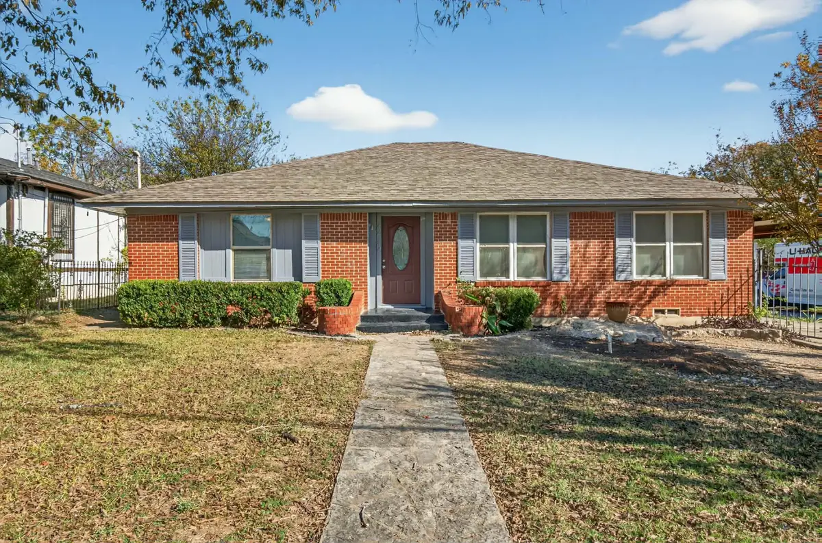 4426 S Ewing Avenue, Dallas, TX 75216 - #1