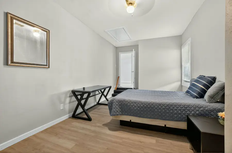 4426 S Ewing Avenue, Dallas, TX 75216 - #3