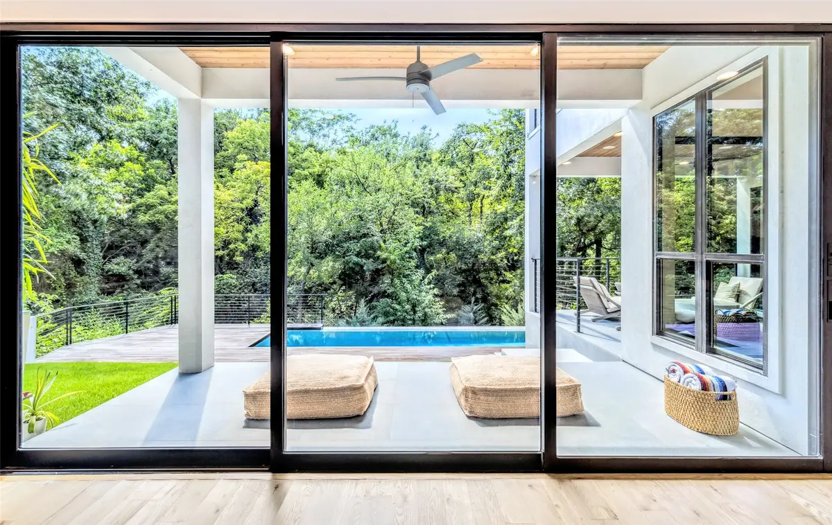 655 Kessler Reserve Court, Dallas, TX 75208 - #1