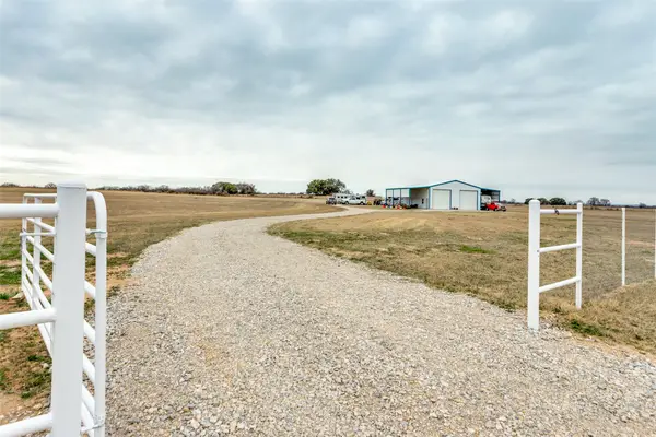 218 Homestead Court, Lipan, TX 76462