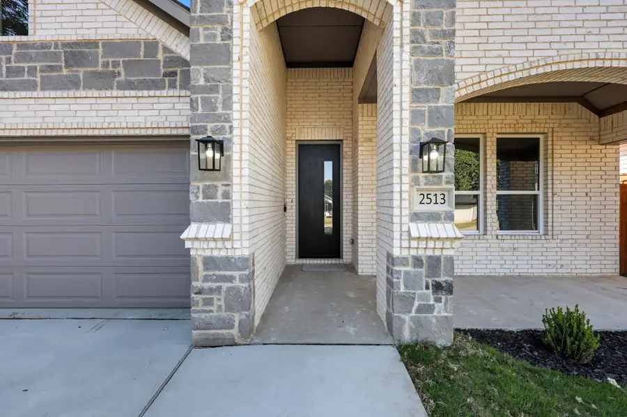 2513 Laurel Street, Grand Prairie, TX 75050 - #2