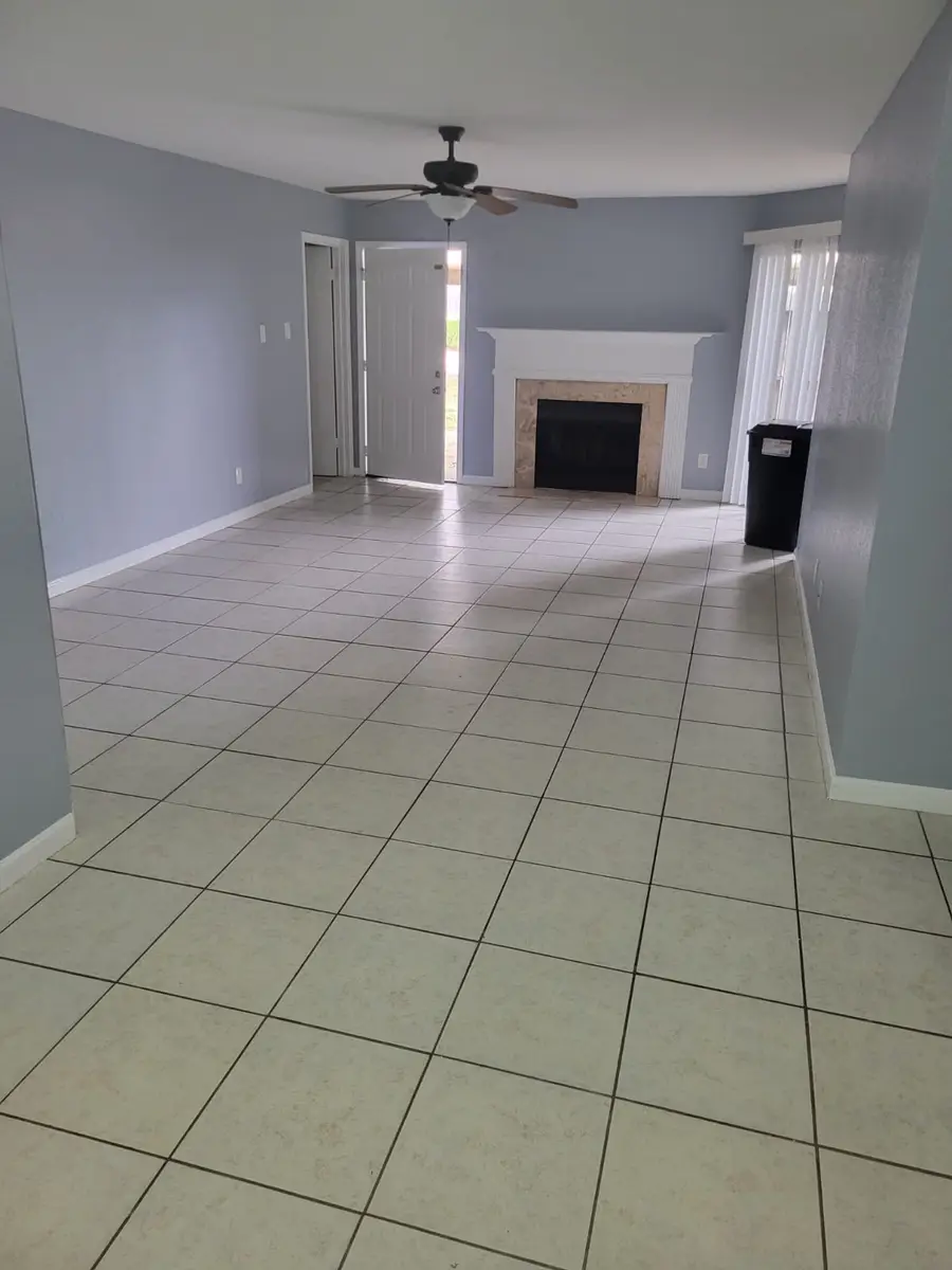 9700 Leawood Boulevard #1111, Houston, TX 77099 - #2