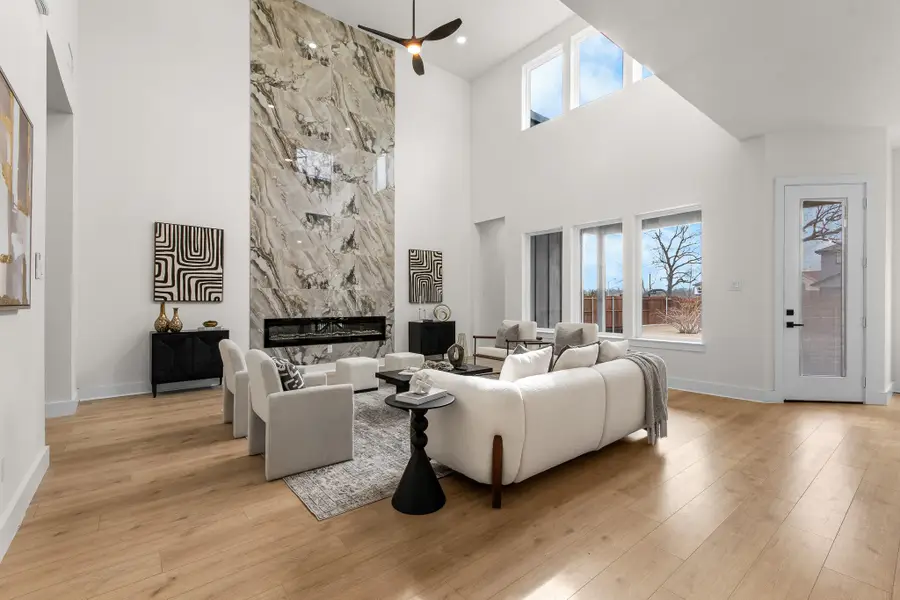 8910 Wadlington Avenue, Dallas, TX 75217 - #2