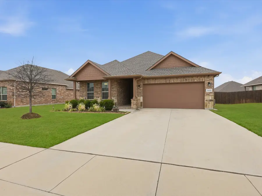 3425 Eloise Lane, Krum, TX 76249 - #3