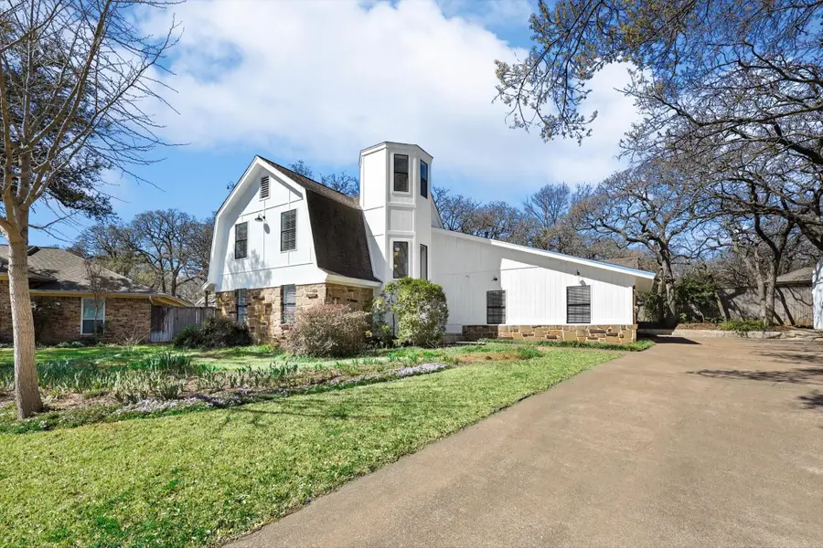 200 Eagle Court, Bedford, TX 76021 - #2