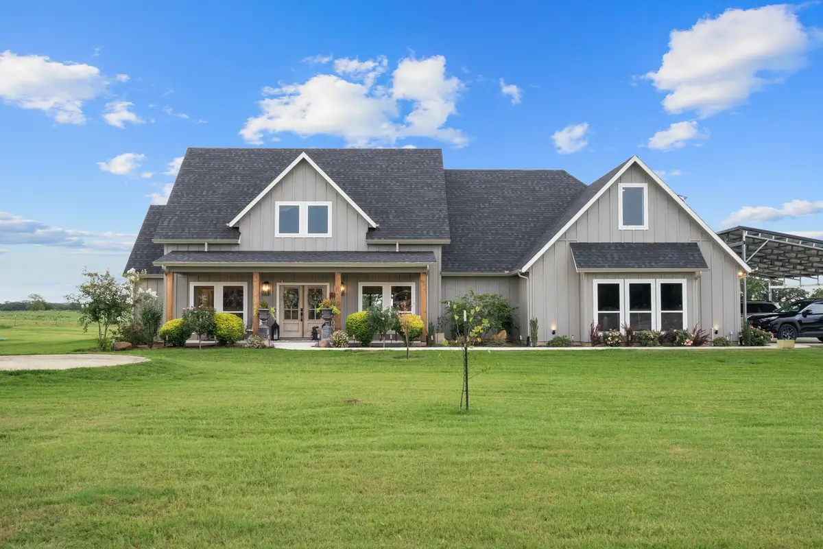 109 County Road 2696, Alvord, TX 76225 - #1