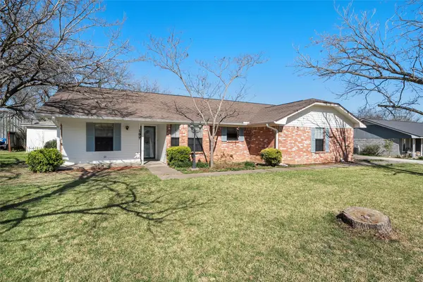 107 Elmore Drive, Woodway, TX 76712