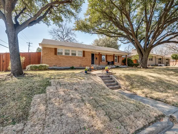 806 Knott Place, Dallas, TX 75208