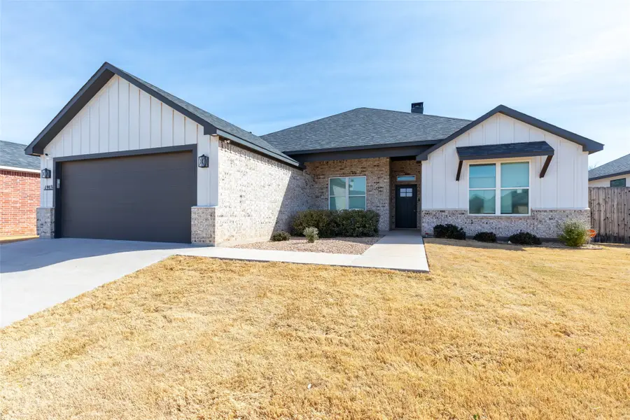 4913 Parksville Drive, Abilene, TX 79606 - #2