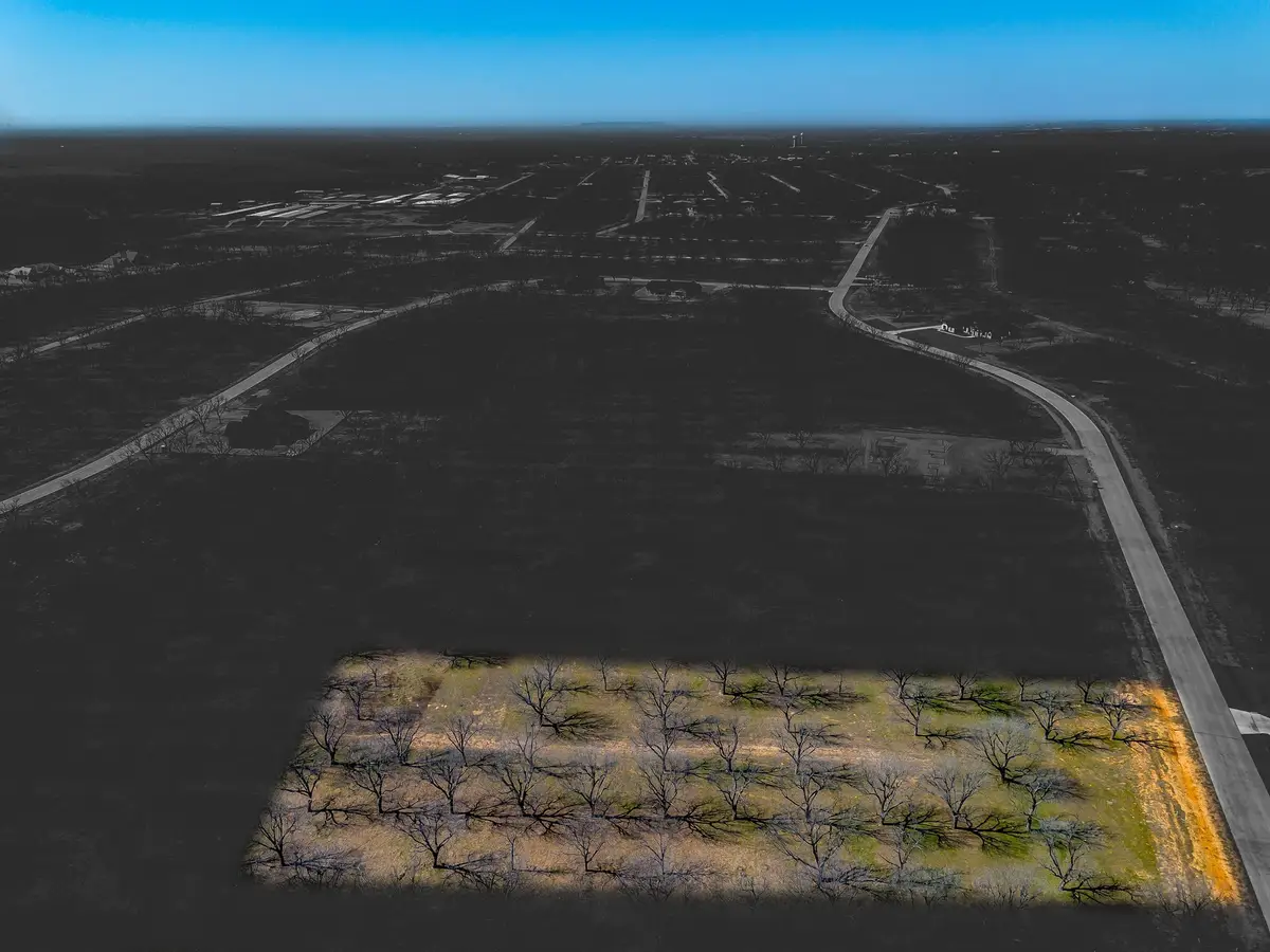 2167 E Landings N, Granbury, TX 76049 - #1