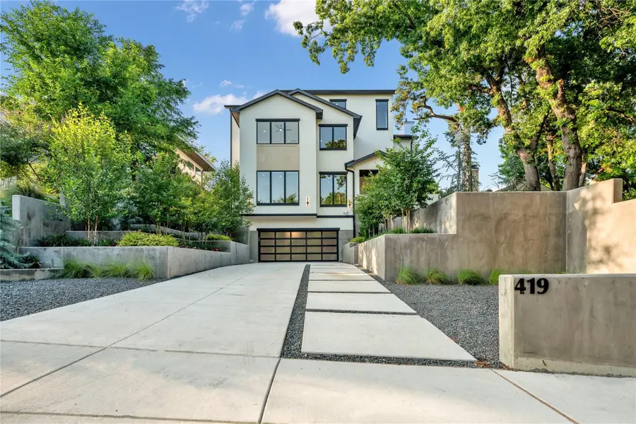 419 W Colorado Boulevard, Dallas, TX 75208 - #2