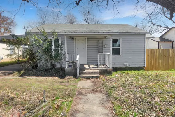 204 S Williams Drive, Comanche, TX 76442