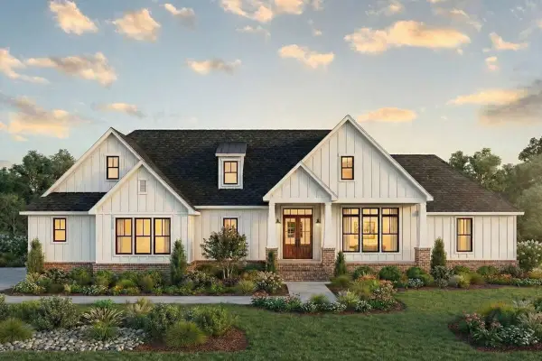 2020 Collin Street, Weatherford, TX 76085